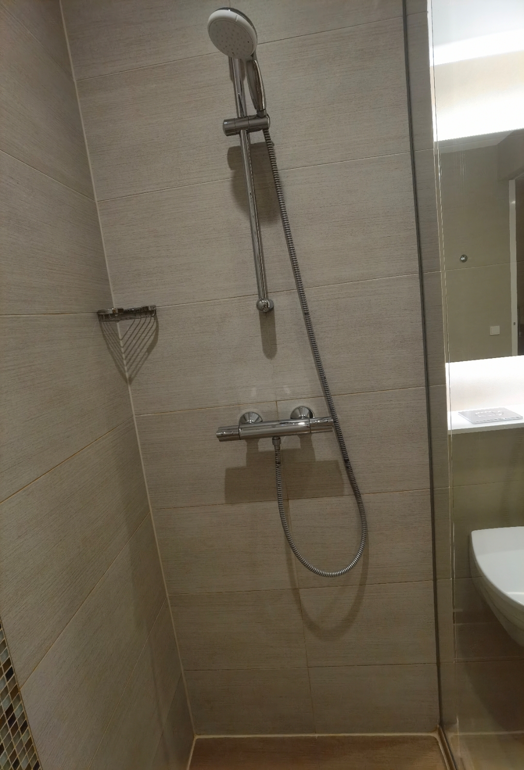 Ѿͷ֮áķ˹صü Hyatt Place Amsterdam Airport