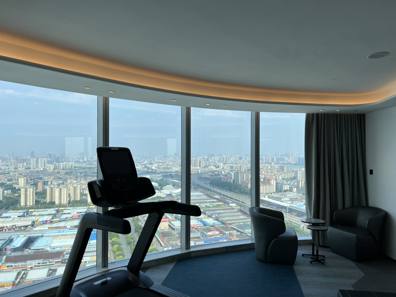 DT by Hilton Foshan NanhaiɽϺͻϣPresidential Suite ס