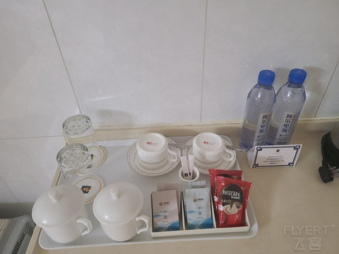老旧的全是套房的仅需200的深圳维景酒店