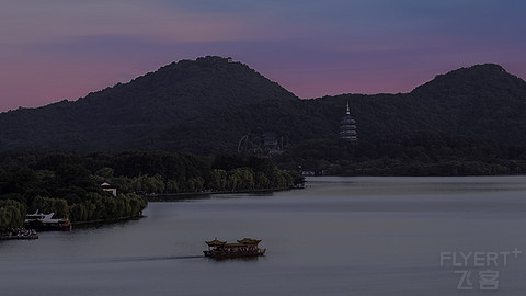 西湖美景八月天---杭州君悦速写