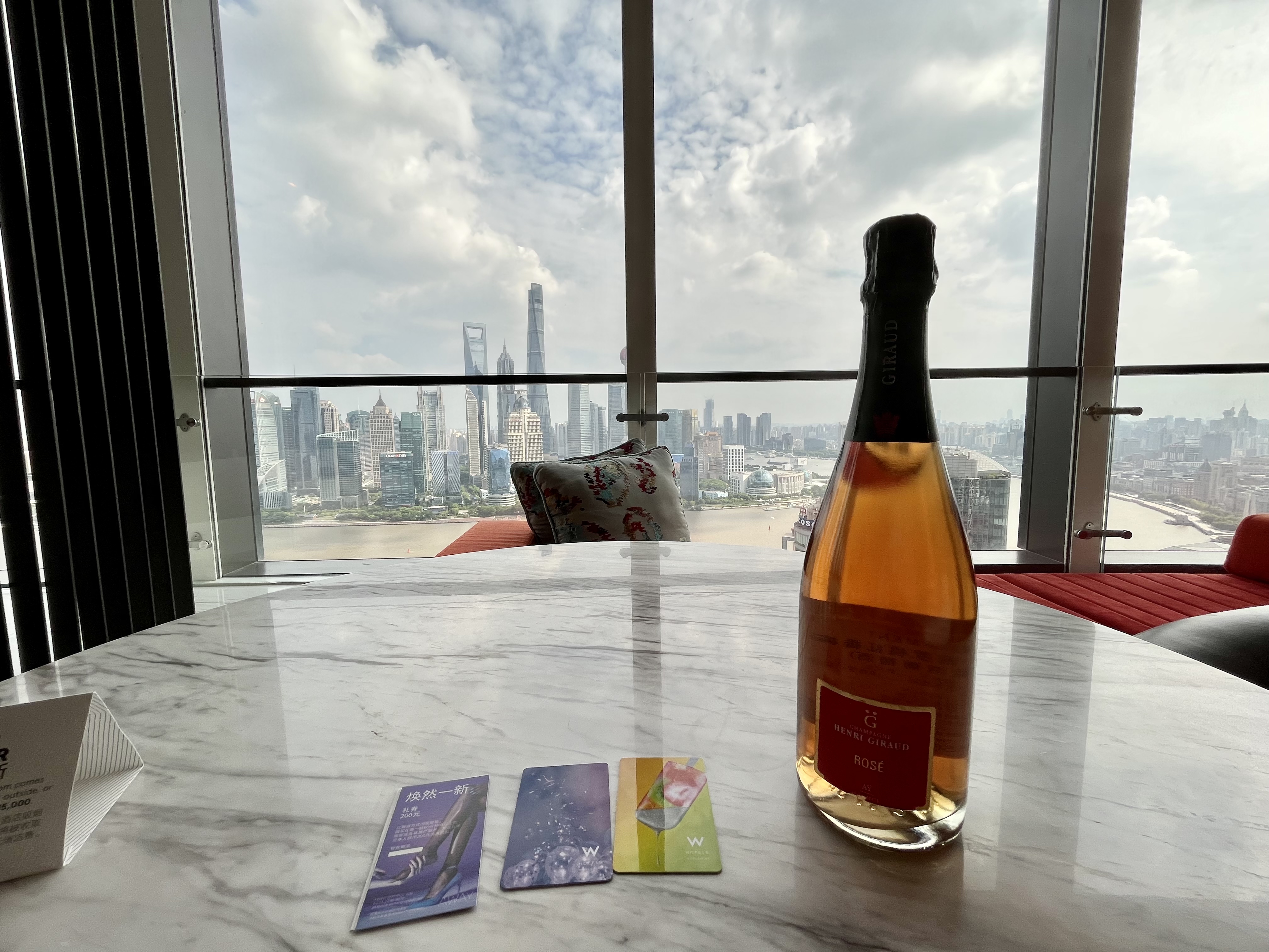 Kiraݼ-̲W The Bund Fabulous room, Pearl Tower view Wine tour of S.Africa