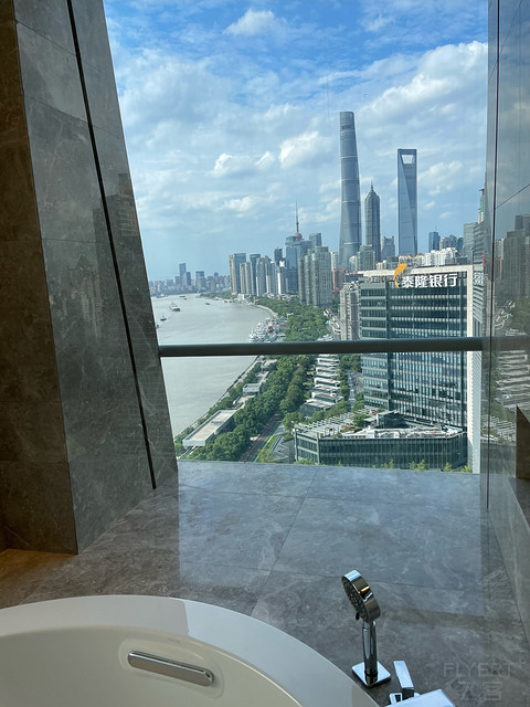 浦东JW万豪侯爵送一万积分 套房体验
