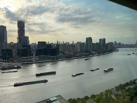 浦东JW万豪侯爵送一万积分 套房体验