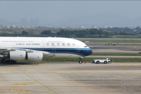 「昨夜梦西子，今朝醉杭州」开箱T4航站楼，南航777商务舱体验，杭州HGH-广州CAN#金秋送里#