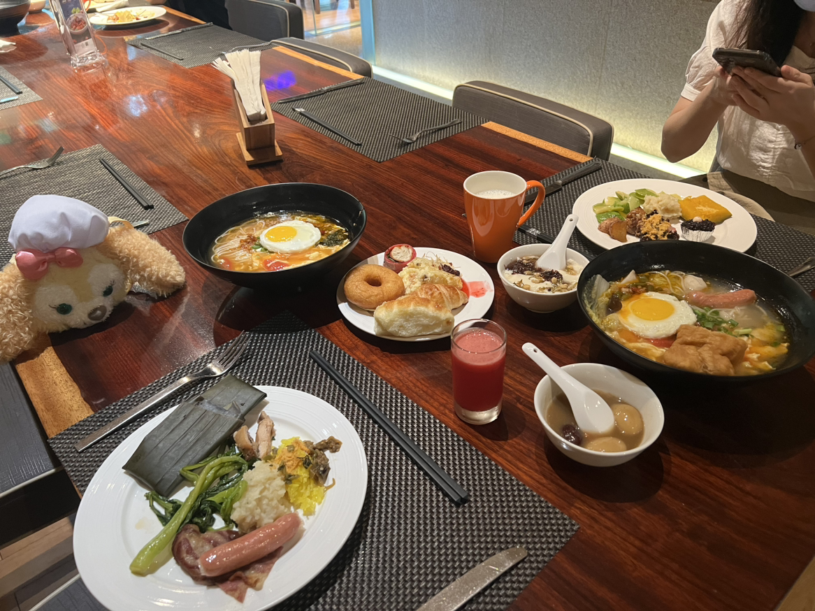 ˫ϲǣصstaycation