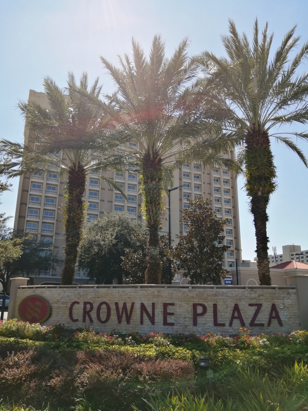 Orlando  Crowne plazaʹڼ