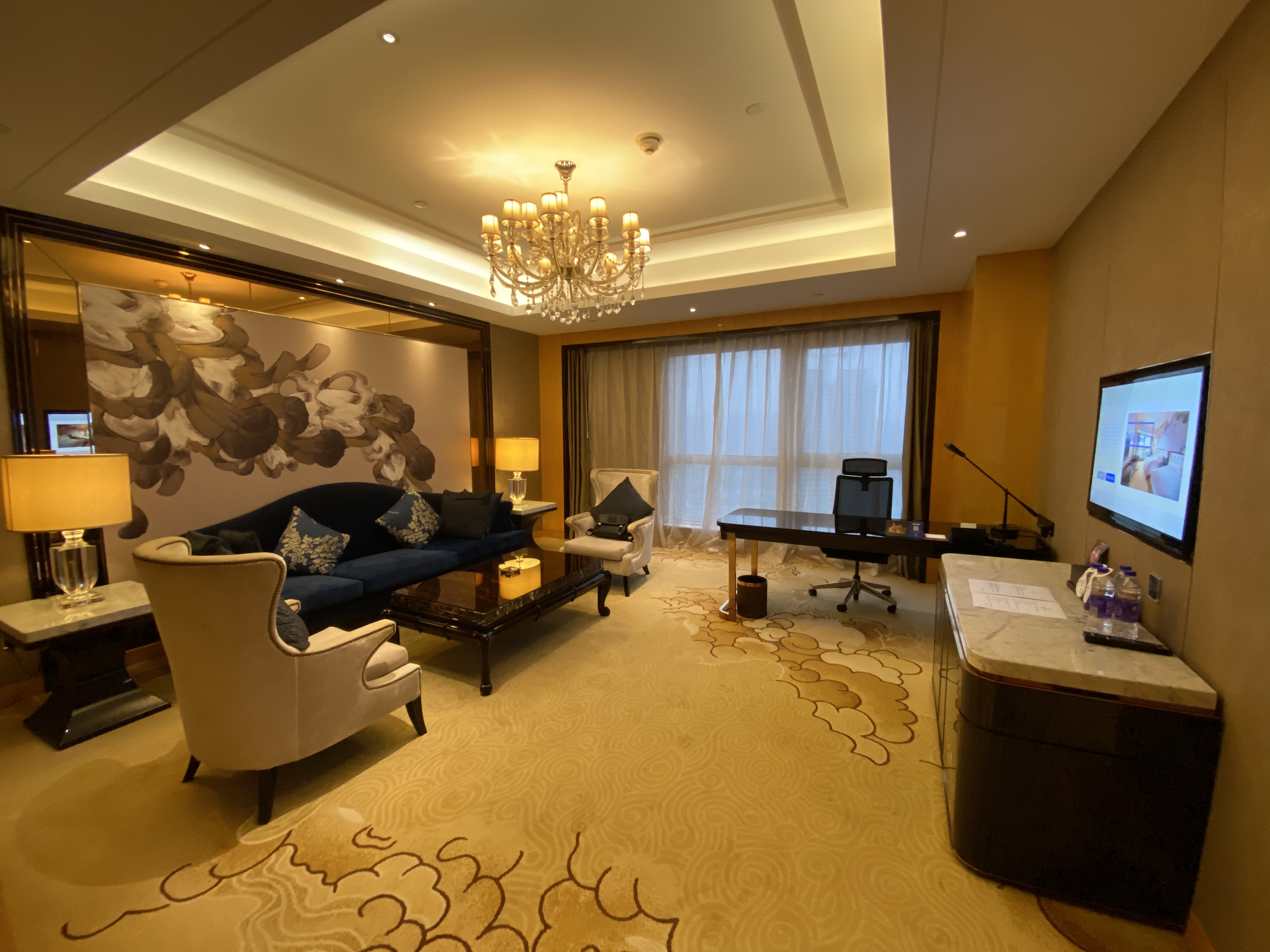 ԥ֣ķ˹صEpisode 1֣ϣپƵ Hilton Zhengzhou׷ King Suite