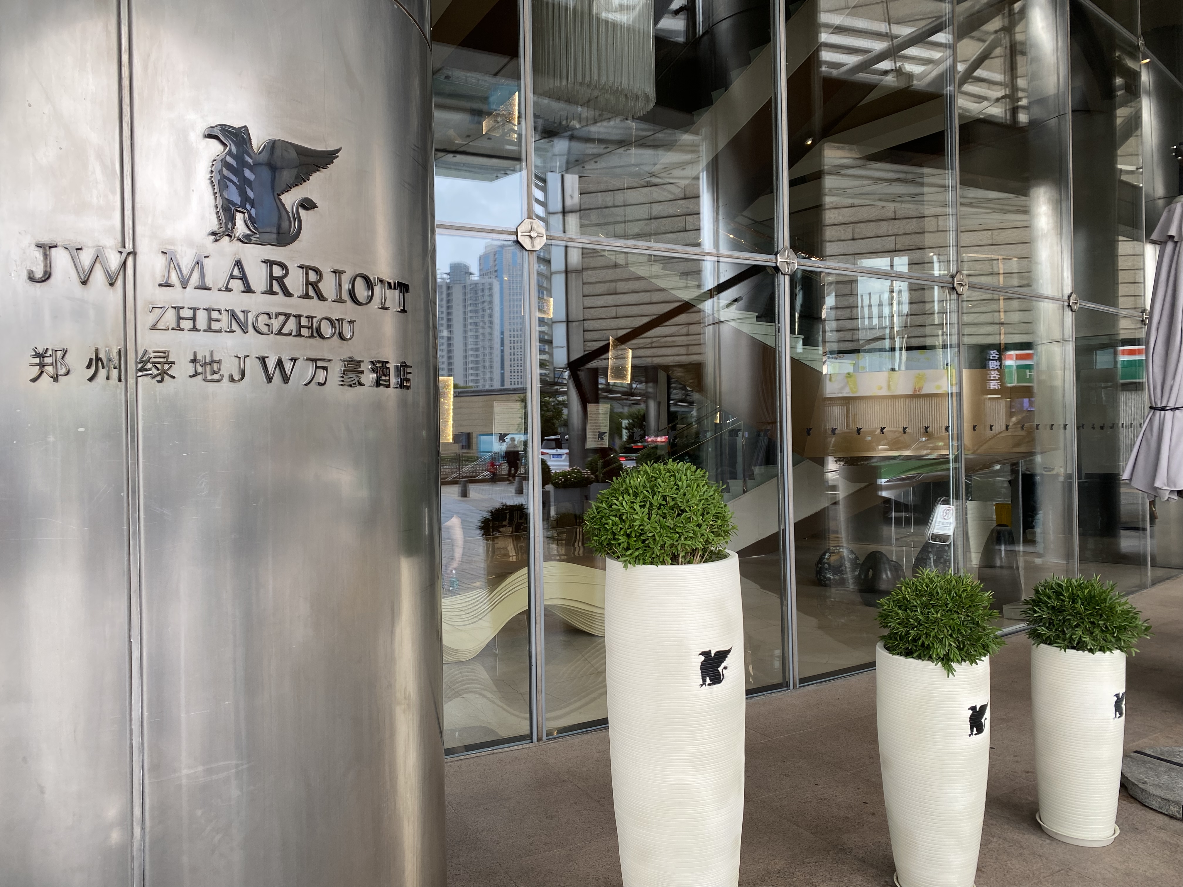 ԥ֣ķ˹صEpisode 2̵֣JWƵ JW Marriott׷Executive Suite