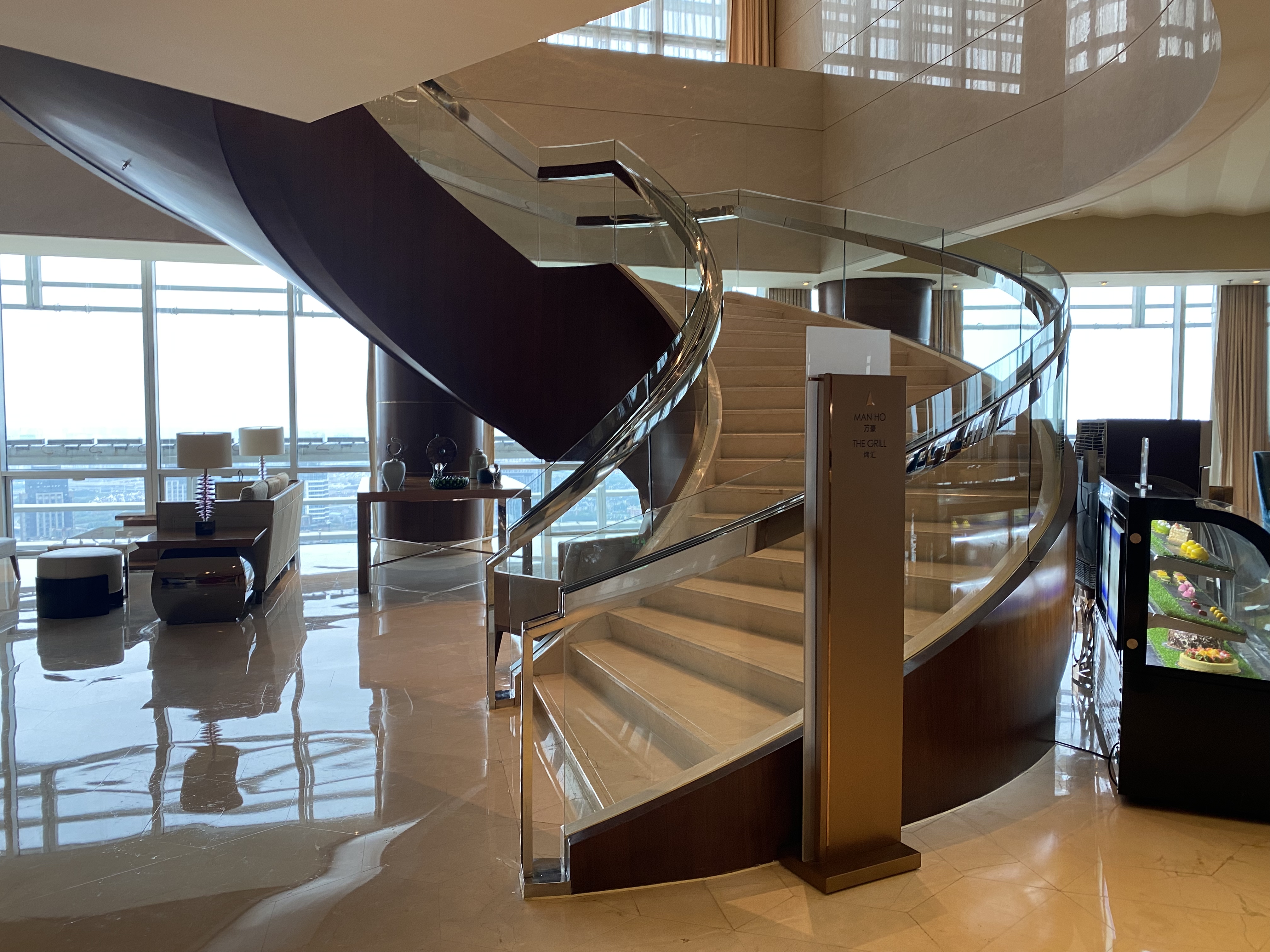 ԥ֣ķ˹صEpisode 2̵֣JWƵ JW Marriott׷Executive Suite
