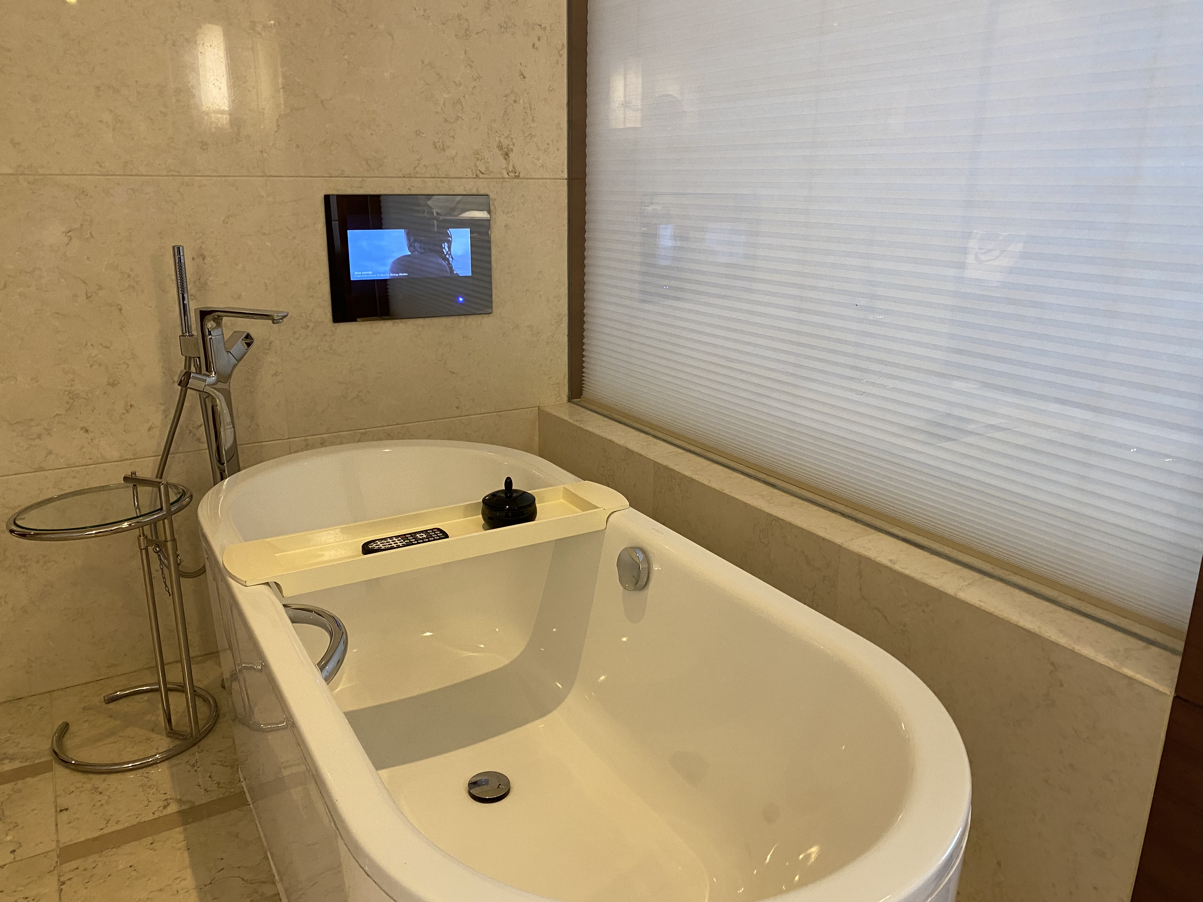 ԥ֣ķ˹صEpisode 2̵֣JWƵ JW Marriott׷Executive Suite