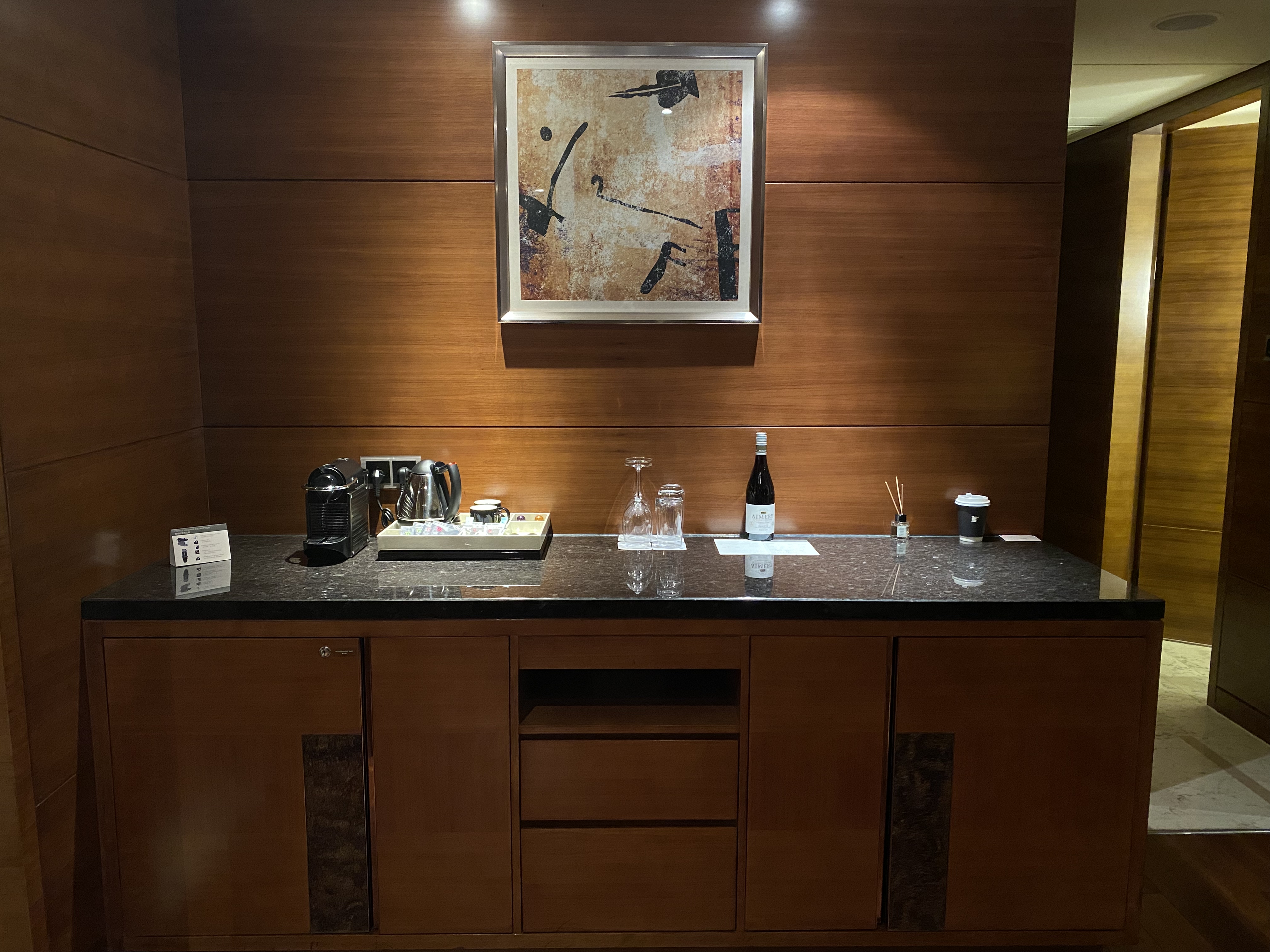 ԥ֣ķ˹صEpisode 2̵֣JWƵ JW Marriott׷Executive Suite