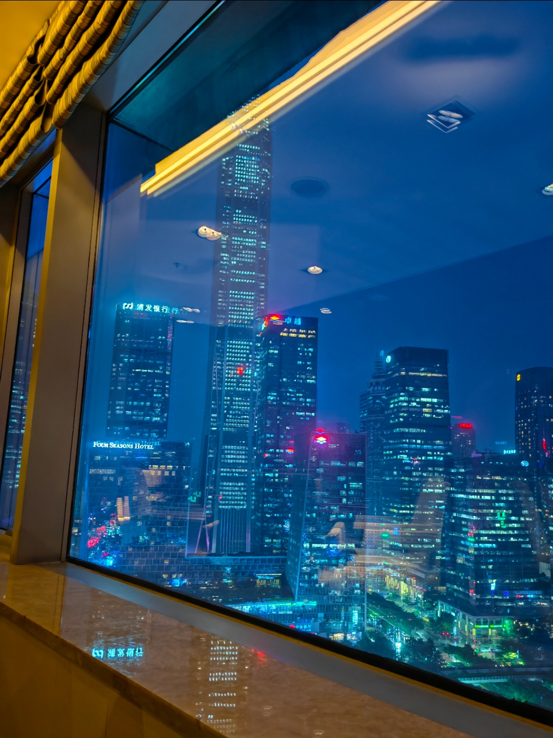 Ǻ˼پƵһ A glance at the Ritz Carlton ShenZhen