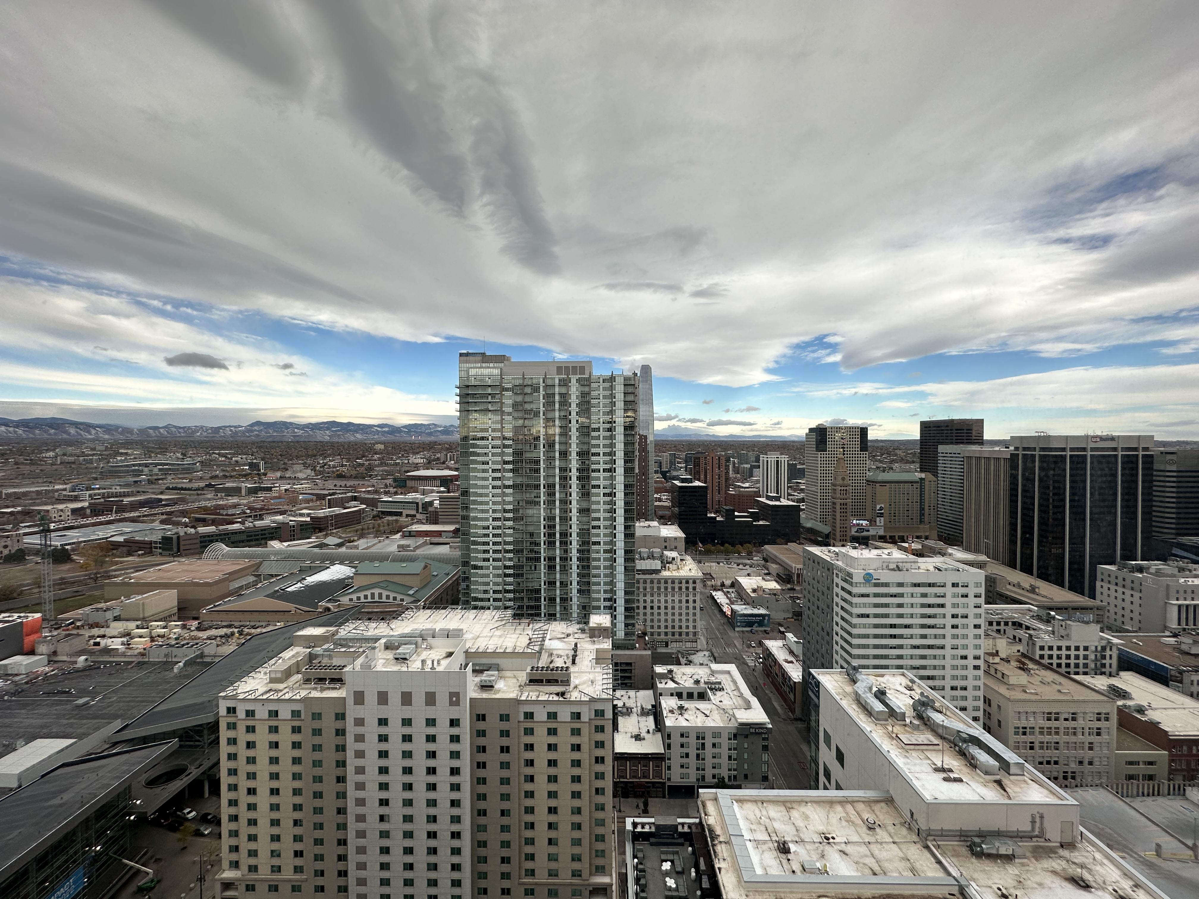 Ҷɼ׷ݻչĿ Hyatt Regency Denver at Colorado Convention