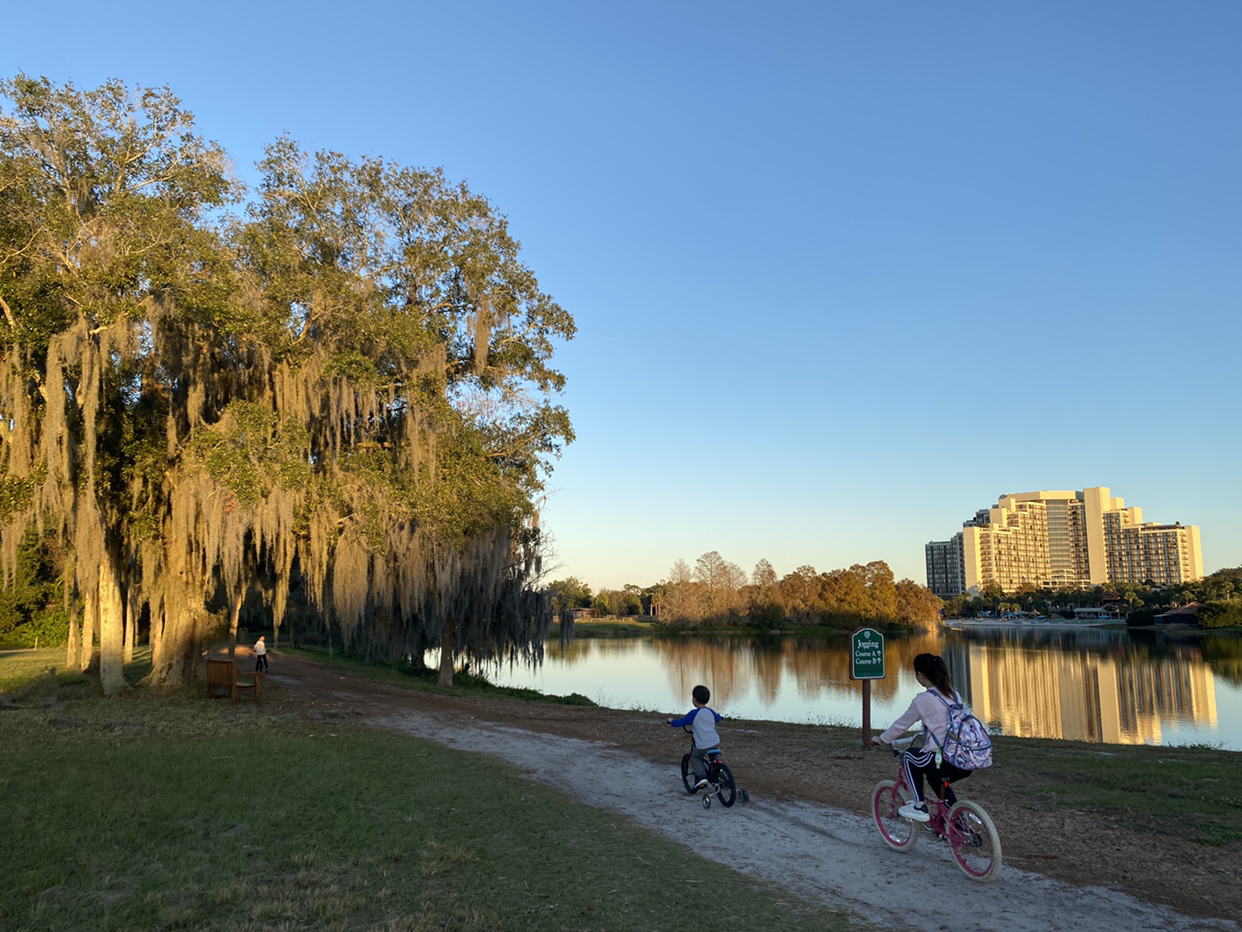 Hyatt Regency Grand Cypress Resort·˹öȼٴ