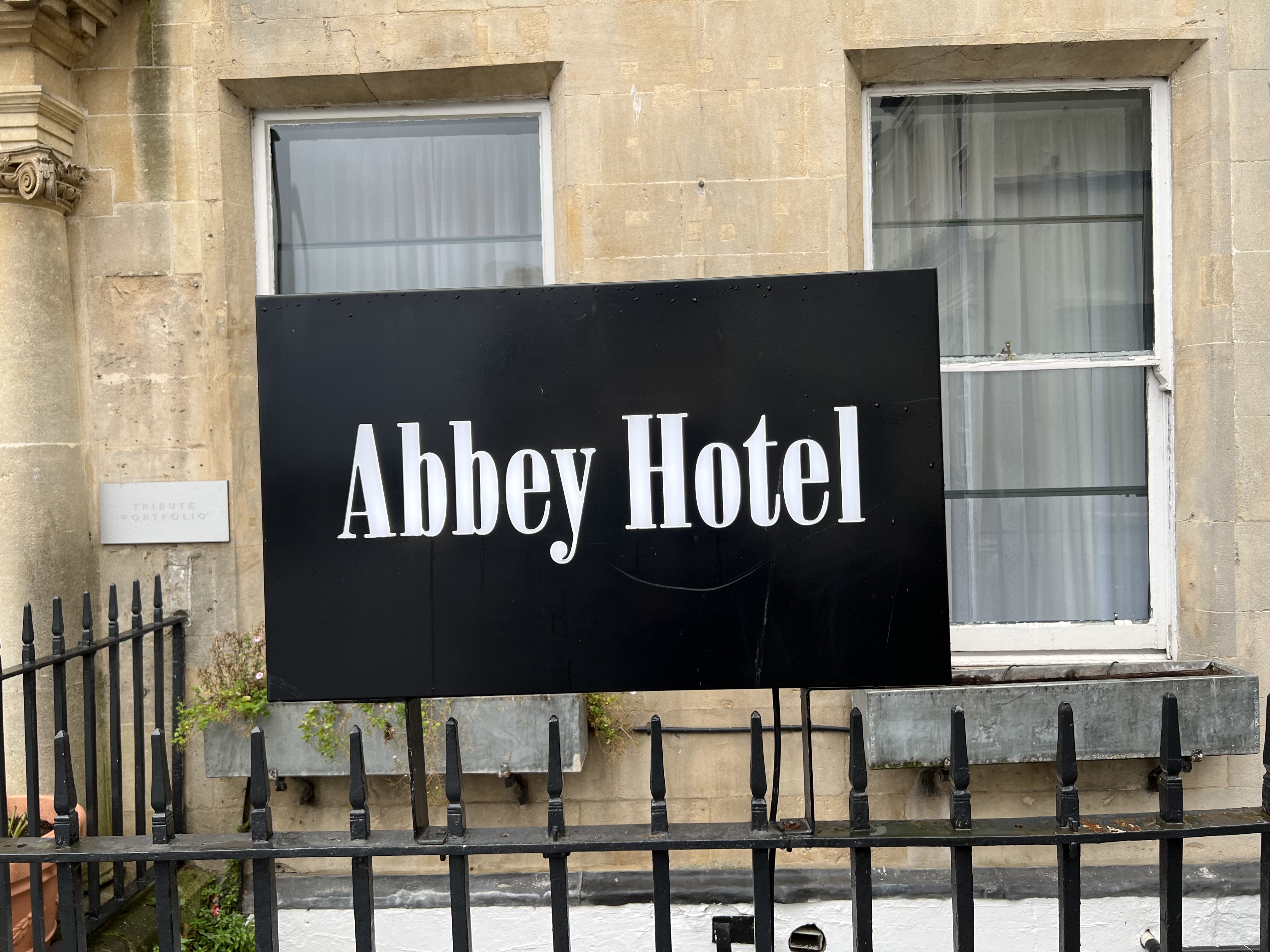  ̳׷˹޵ԺƵ깱ƷAbbey Hotel Bath, Tribute Portfolio