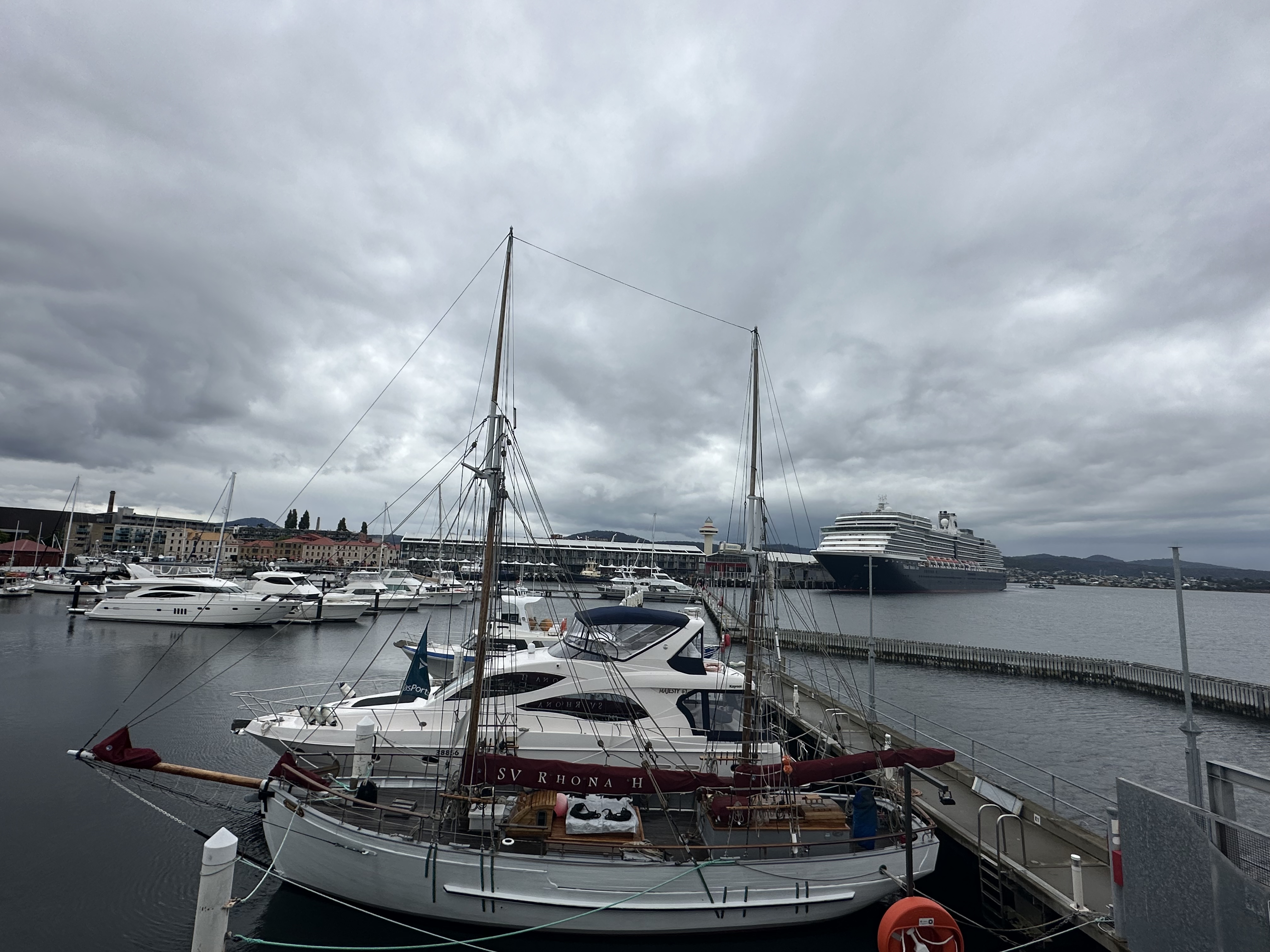 Somerset on the pier Hobart - زҲԣ˶ѡ