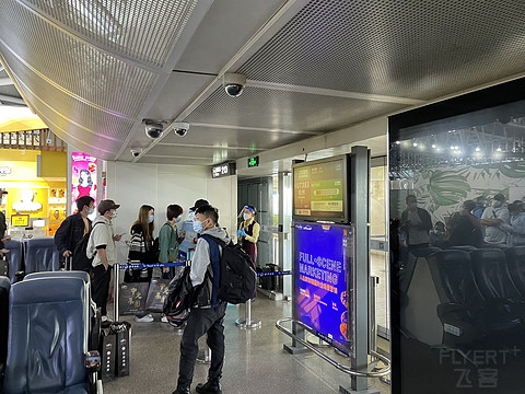 回首过往，感慨万千！｜三亚凤凰T1出港初体验&首次打卡V3休息室HU7383三亚凤凰-杭州萧山。