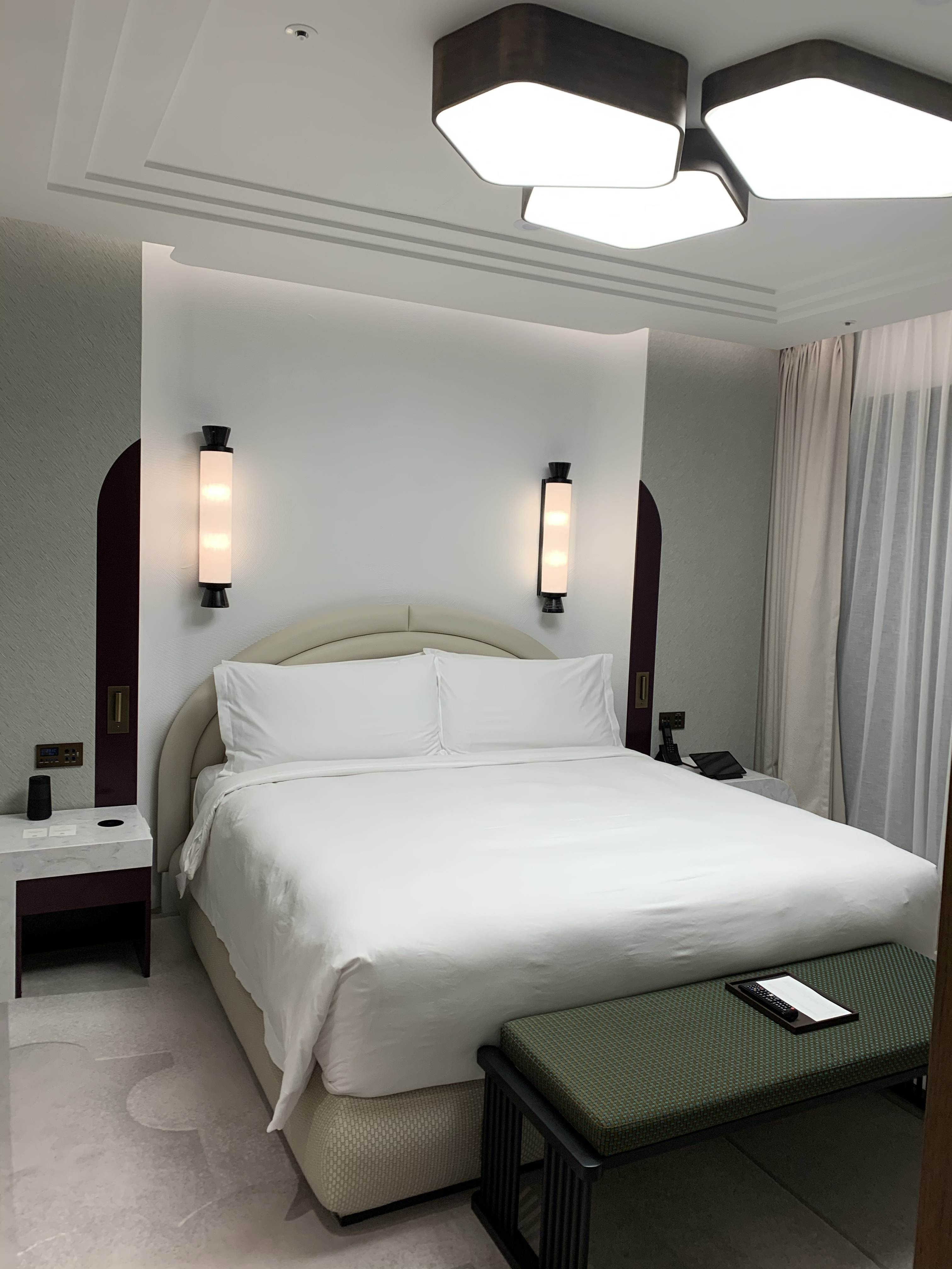 今次首爾之旅住了江南皇宮豪華精選酒店，Josun Palace，這個酒店品牌是萬豪旗下luxury品牌之一，之前都住過幾間豪華精選，評價十分不錯，今次也不例外