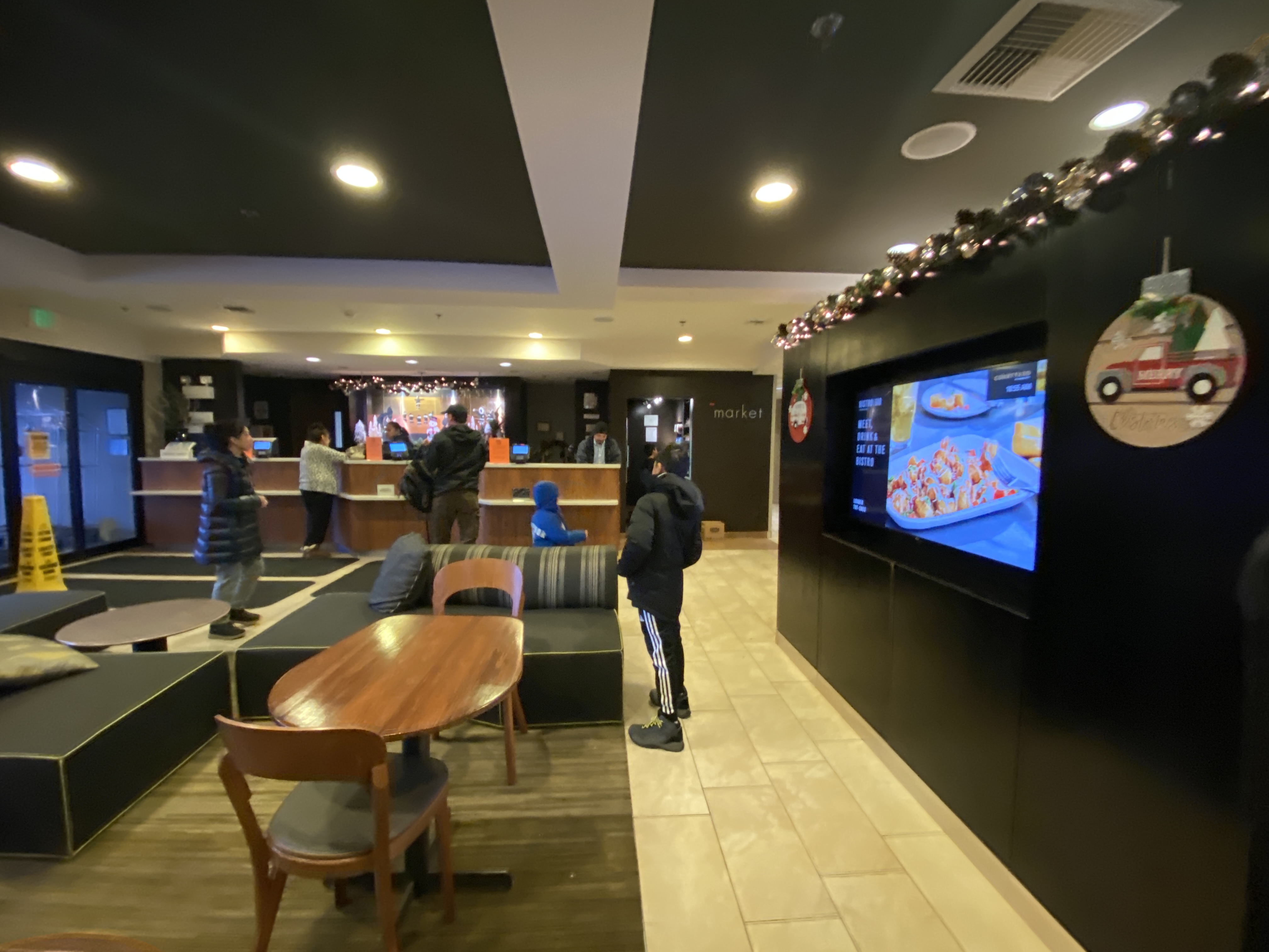 Courtyard by Marriott Anchorage Airport(202220վ)׷