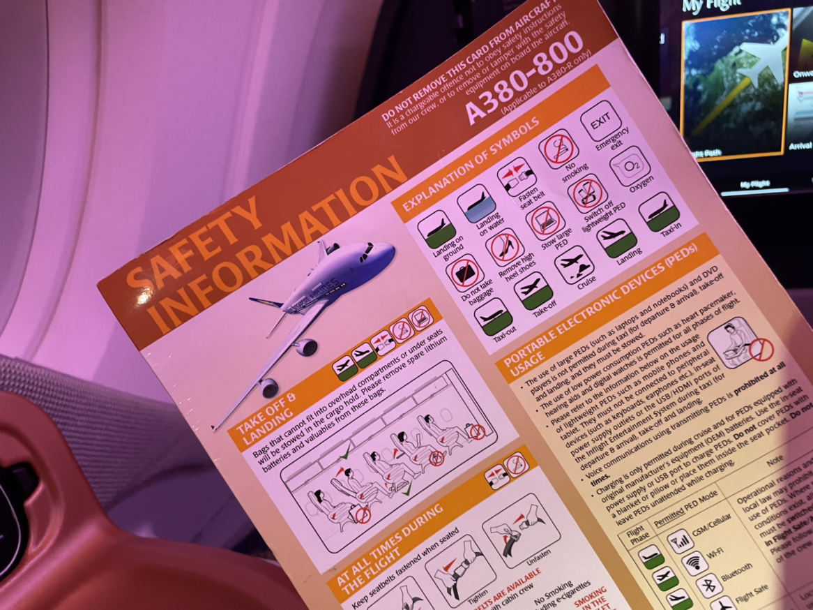 SQ26 SIN - FRA ¼·˸Report A380