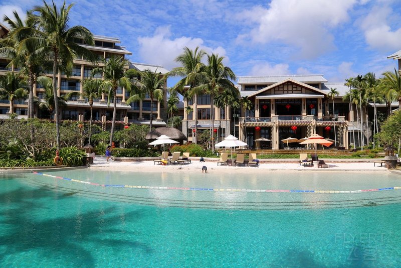Sanya--Hilton Sanya Yalong Bay Pools and Garden (10).JPG
