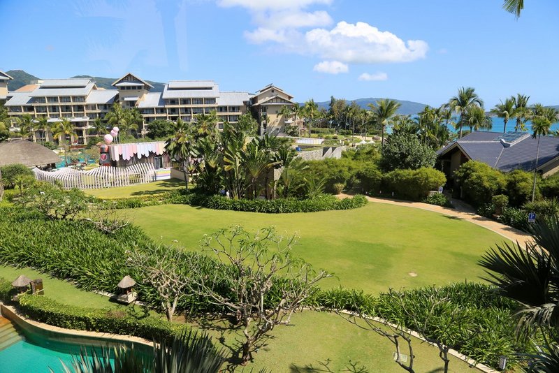 Sanya--Hilton Sanya Yalong Bay Pools and Garden (66).JPG