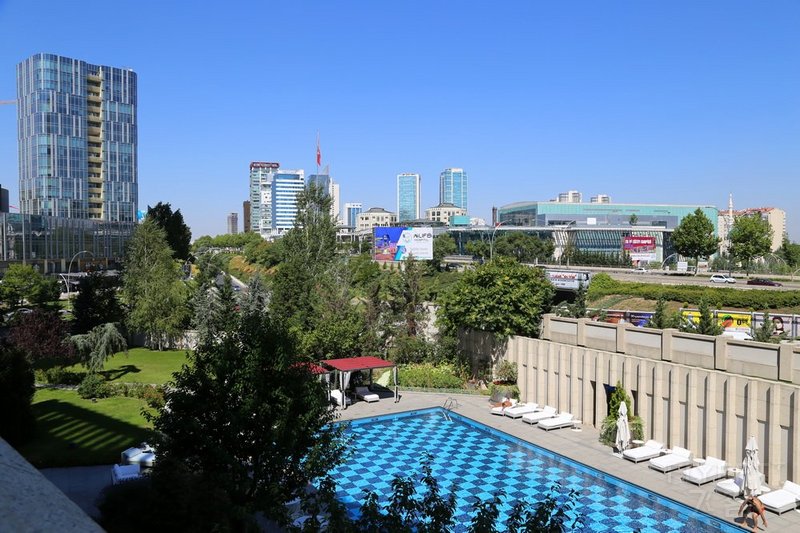 Ankara--JW Marriott Ankara Hotel Pool (3).JPG
