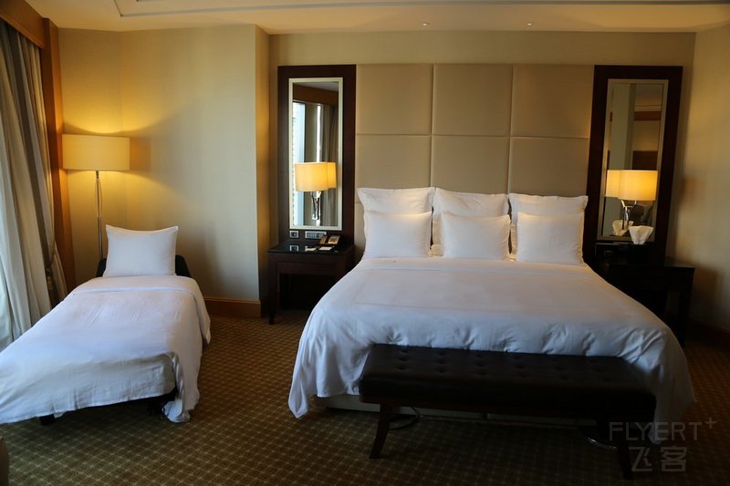 Ankara--JW Marriott Ankara Hotel Suite (2).JPG