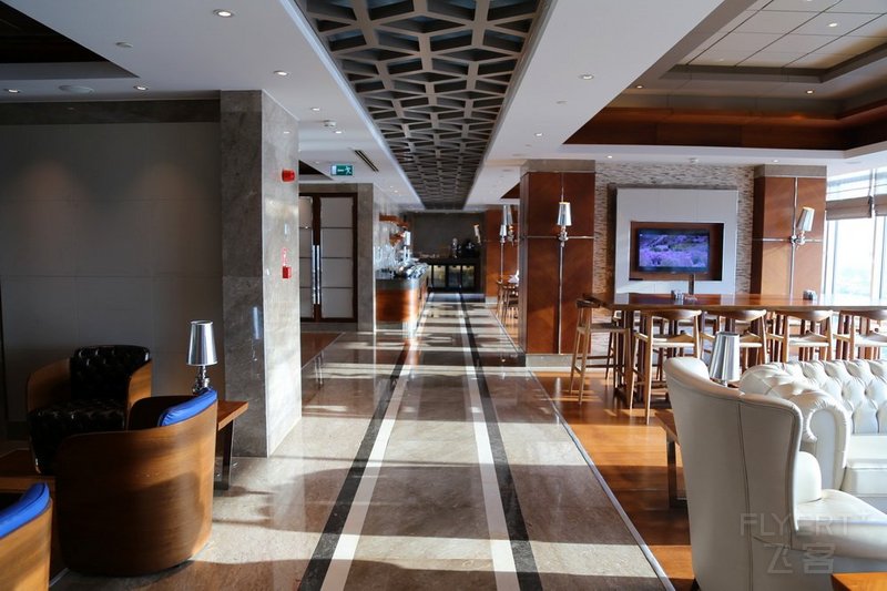 Bursa--Sheraton Bursa Hotel Club Lounge (1).JPG