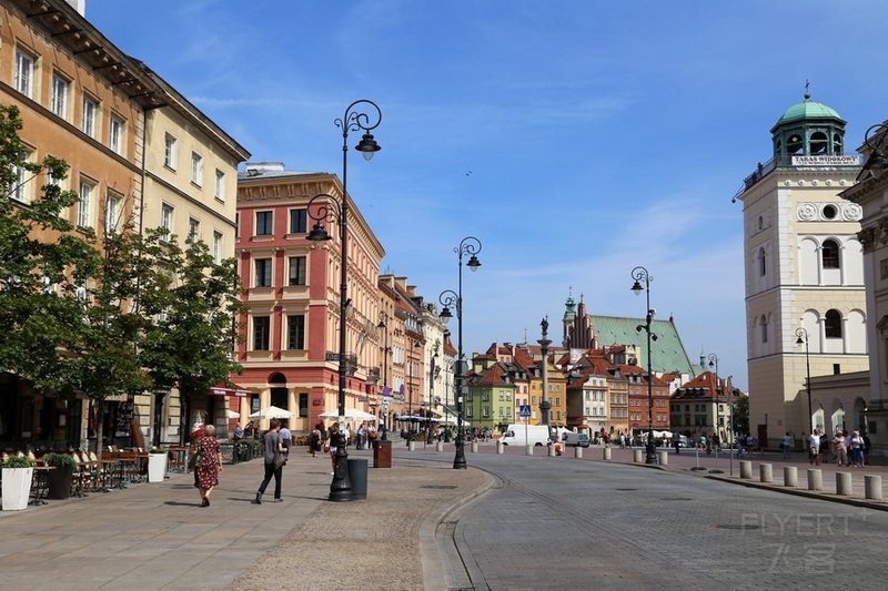 Warsaw Old Town (125).JPG