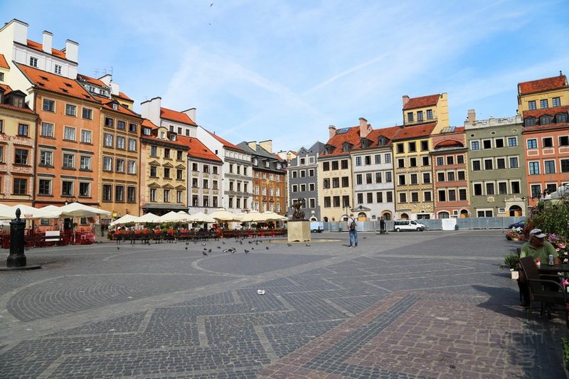 Warsaw Old Town (84).JPG