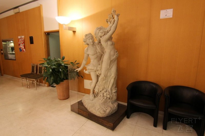 Florence--Best Western Hotel Palazzo Ognissanti--Lobby (8).JPG