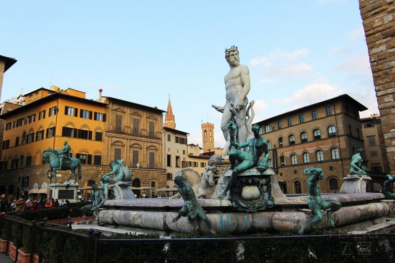 Florence--Piazza Della Signoria (1).JPG