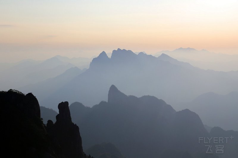 Mount Sanqingshan National Park Sunset (5).JPG