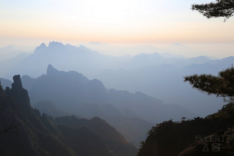 Mount Sanqingshan National Park Sunset (2).JPG