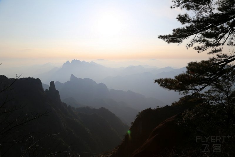 Mount Sanqingshan National Park Sunset (4).JPG