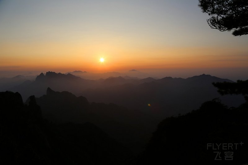 Mount Sanqingshan National Park Sunset (12).JPG