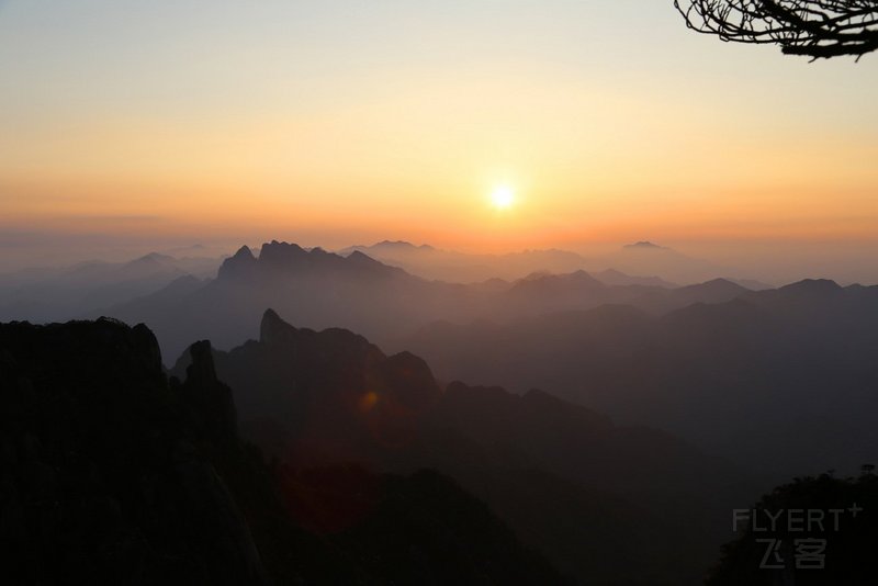 Mount Sanqingshan National Park Sunset (15).JPG