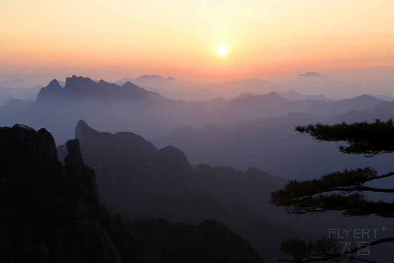 Mount Sanqingshan National Park Sunset (22).JPG
