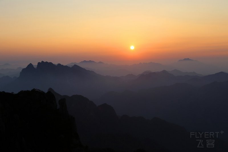 Mount Sanqingshan National Park Sunset (25).JPG