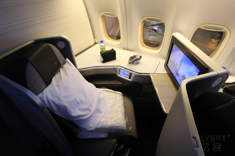 Air-Canada-777-Business-Class-12.jpg