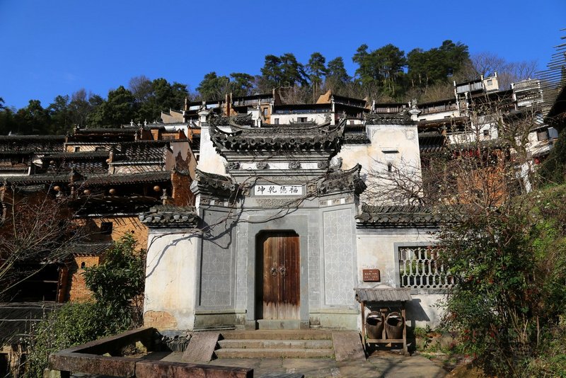 Wuyuan County--Huanglin Village (49).JPG