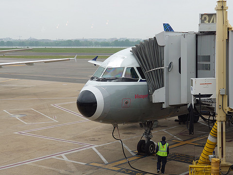 全新拉瓜迪亚 | 美国航空 | A319短途经济舱 | LGA - DCA | 飞行报告