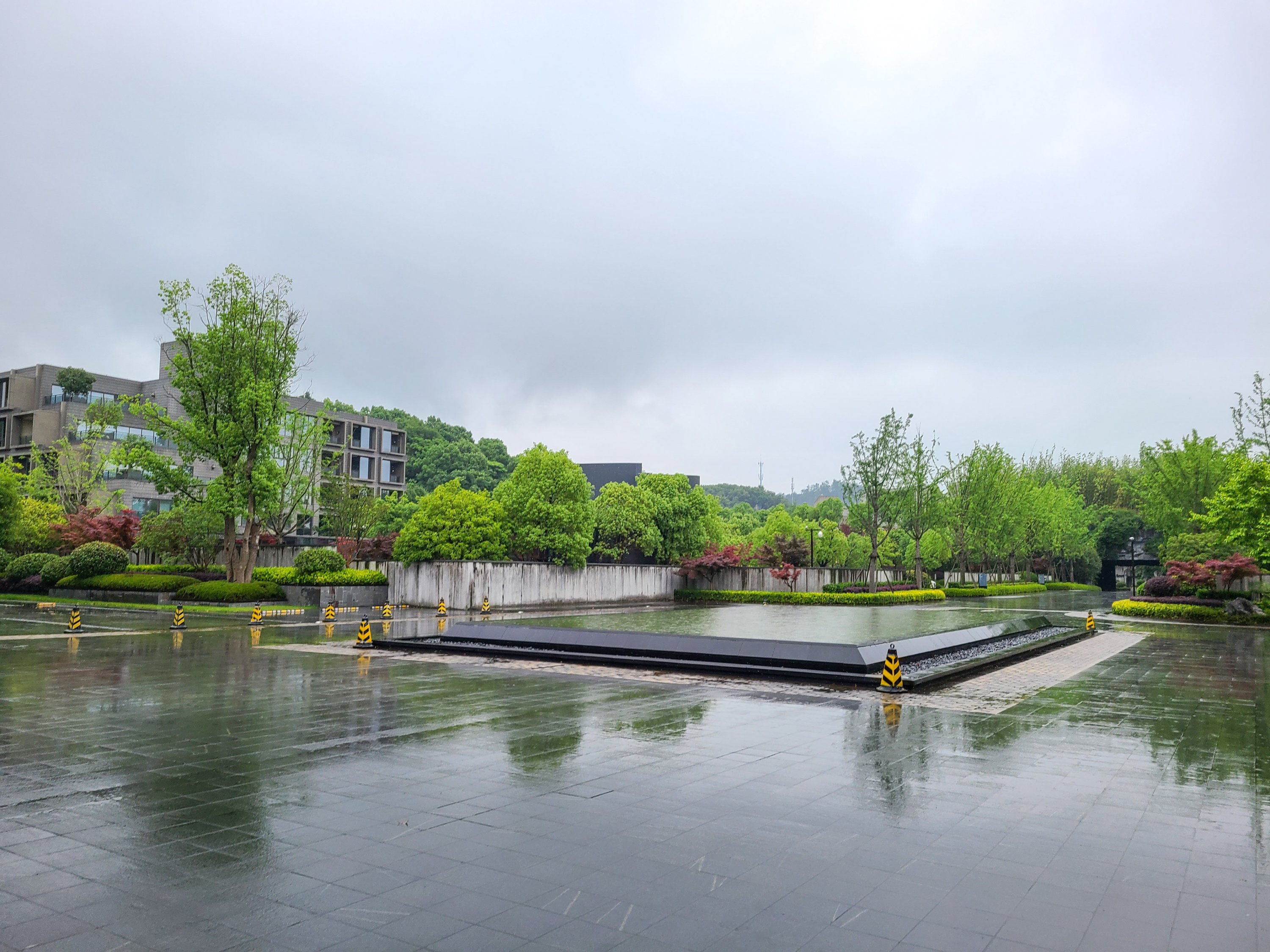 Hilton Ningbo Dongqian Lake|ǮïϣٶȼپƵ