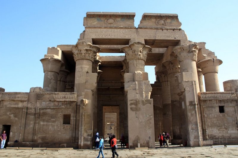 Kom Ombo Temple (20).JPG