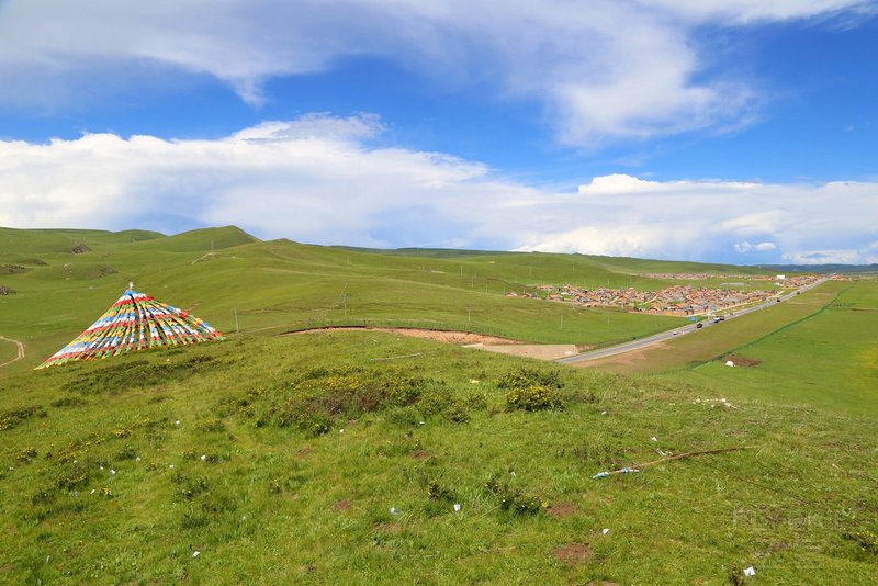 Gannan--Road View from Xiahe to Langmu Temple (55).JPG