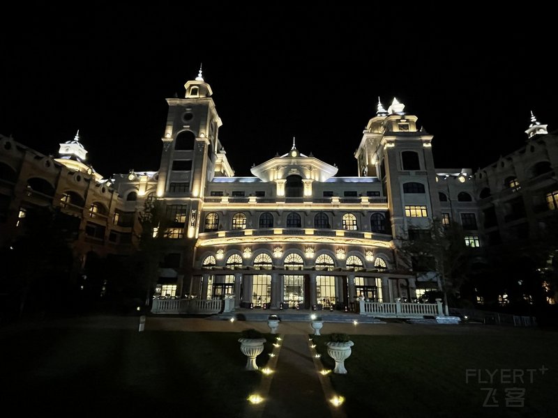 Dalian--Hilton Dalian Golden Pebble Beach Resort Exterior (59).JPG