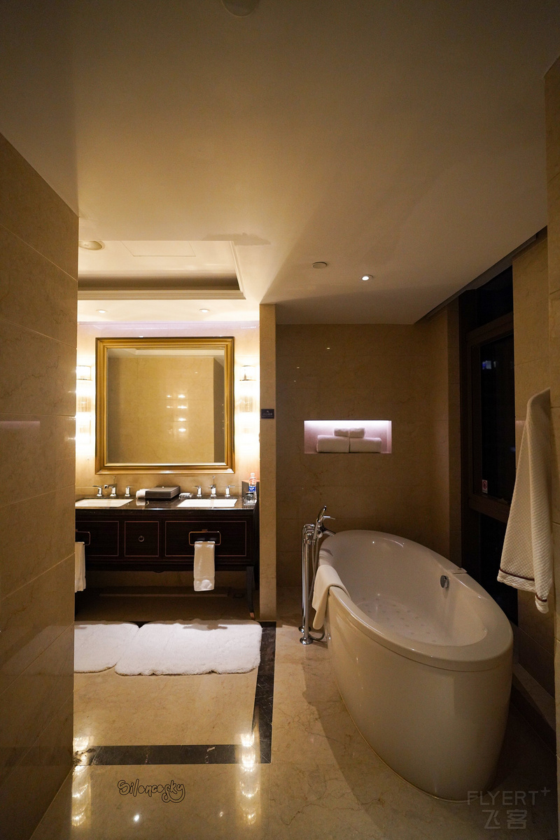 DSC05410.jpg