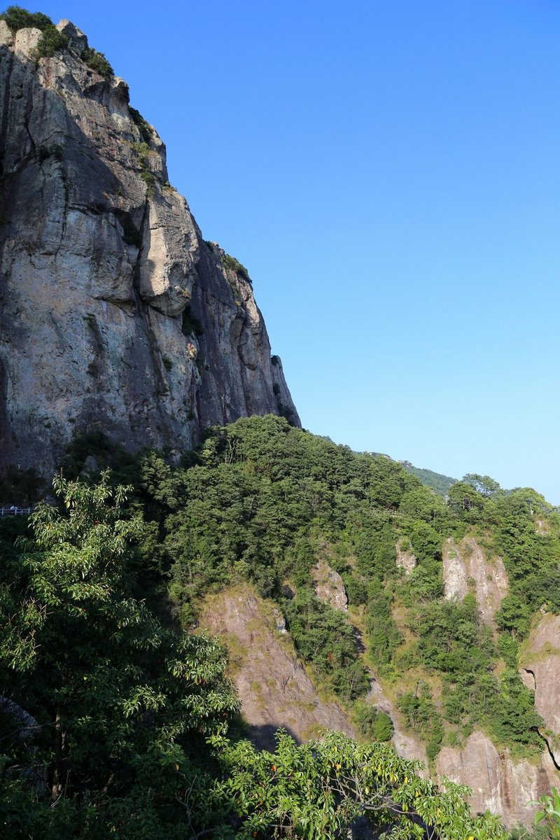 Mount Yandang--Square Cave (20).JPG