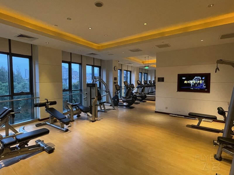 Wenzhou--Sheraton Wenzhou Hotel Fitness Center Gym (4).JPG